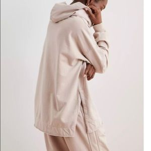 Aerie cream hoodie M split sides